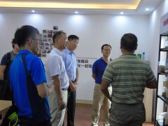 農(nóng)大專家來立威調(diào)研考察，共話校企合作新局面